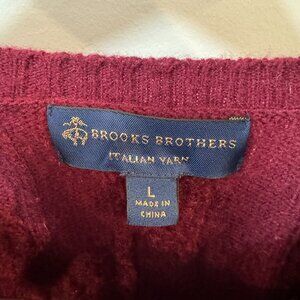 Brooks Brothers 100% lambs wool cable knit sweater
